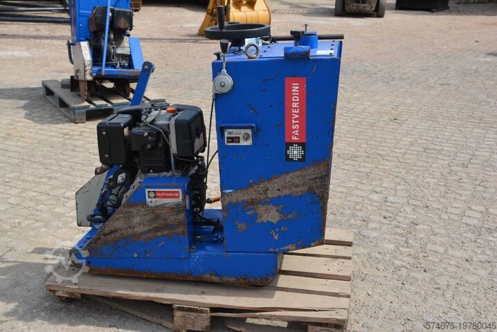 Machine de chantier Fastverdini ND Floor Saw asphalt & concrete diese