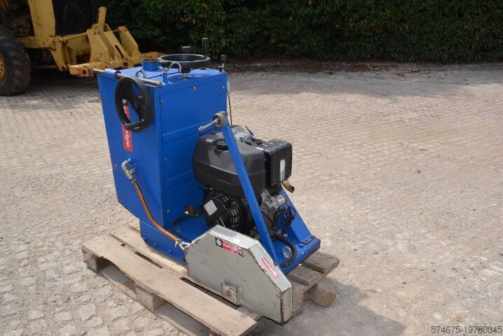 Machine de chantier Fastverdini ND Floor Saw asphalt & concrete diese