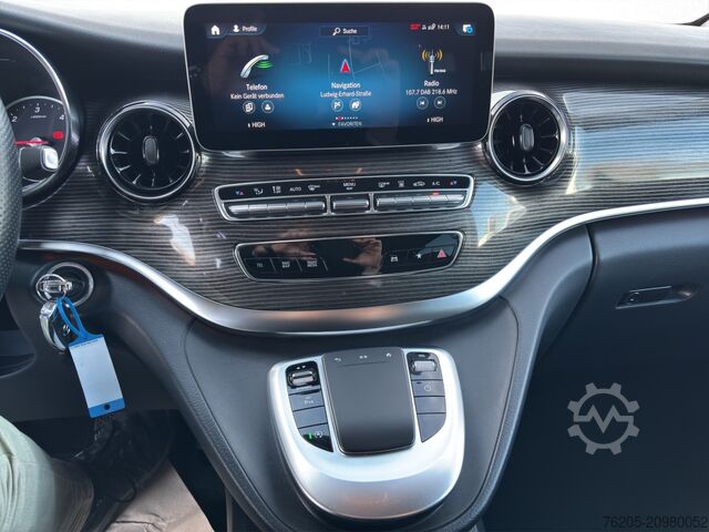 Microbuz Mercedes-Benz V 300 d EDITION Lang AHK AUT Akustikglas Kam. LM