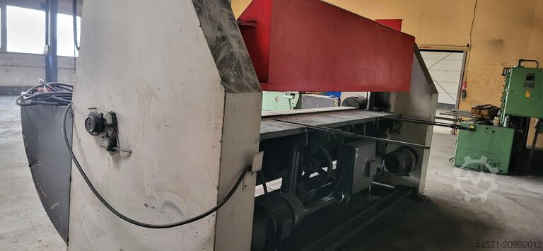 Piegatrice girevole idraulica ONISMA P 3 x 10