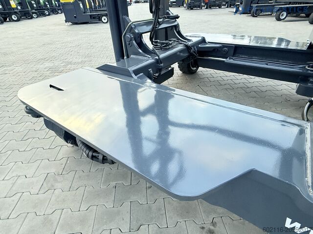 Carrello elevatore a 4 direzioni Combilift C4500 DIESEL DUPLEX WIDE FORK POSITIONER