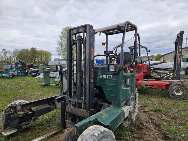Carrello elevatore Moffett Moffett m7