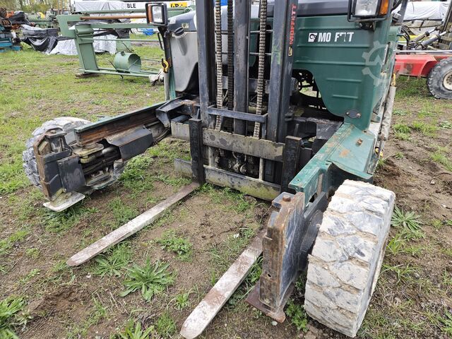 Carrello elevatore Moffett Moffett m7