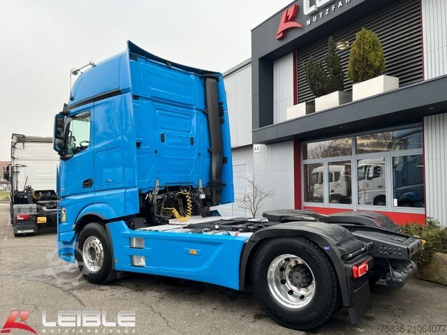 Standard dragbil MERCEDES-BENZ Actros 1851*Giga Space*Vollluft*2xDieseltank*Alu