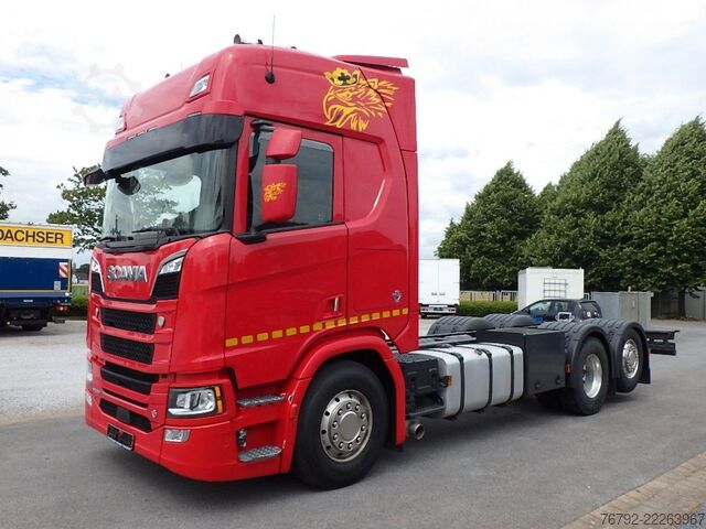 Podvozek nákladního auta SCANIA R 580 B6x2*4NB Fahrgestell/R-Fhs./Ret./Lenkachse