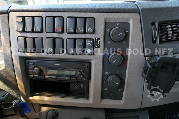 Camion cu platformă VOLVO FL 280 Pritsche Kran HMF Funk Bordwände Euro 6