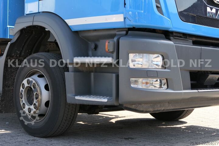 Vrachtwagen met bakwagen MAN TGM 15.290 Koffer Kamera Navi LBW Euro 6