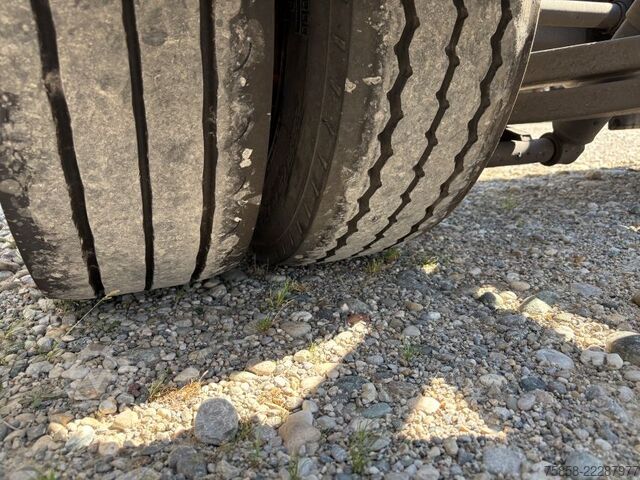  SOMMER Verzinkte BDF Lafette 235/75R17,5 BPW