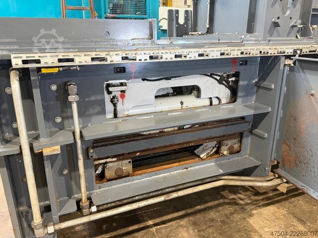 Balya presi HSM VK 4812 P