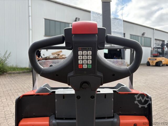 Hochhubwagen Toyota SWE 080 L