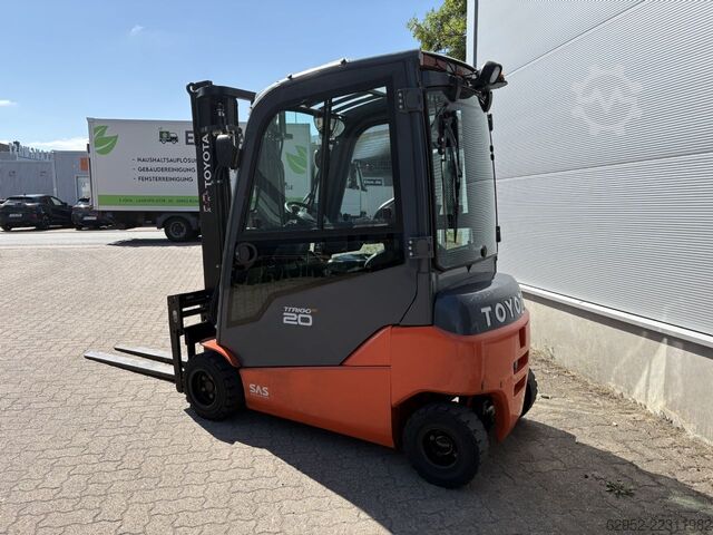 Elektrisk 4 -hjulet gaffeltruck Toyota 8 FBM 20 T / 1.260 h!