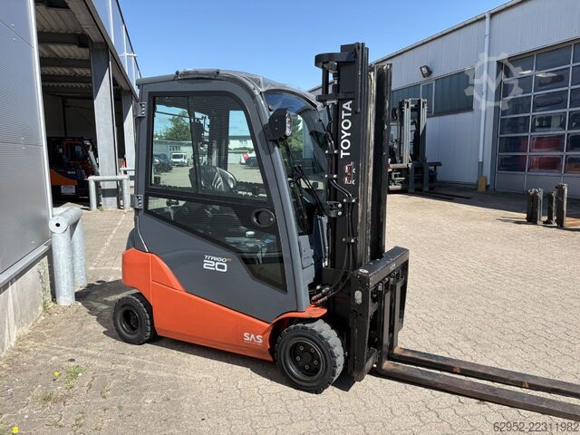 Elektrisk 4 -hjulet gaffeltruck Toyota 8 FBM 20 T / 1.260 h!