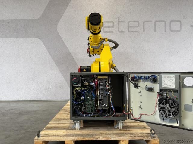 Robot reacondicionado con 1 año de garantía FANUC R-2000iC/210F