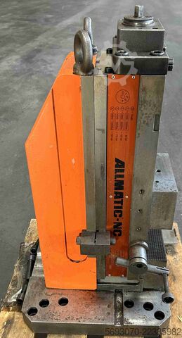 Serre-joint haute pression CNC ALLMATIC NC160
