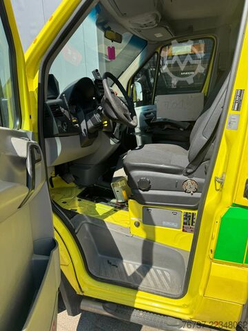 Ambulanza Mercedes-Benz Sprinter 318 **NO ENGINE - NO GEARBOX**