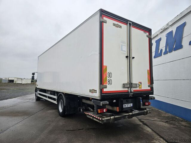 Caminhão frigorífico DAF LF 280 FA - E6 - FRIGO/CONGEL - MULTITEM