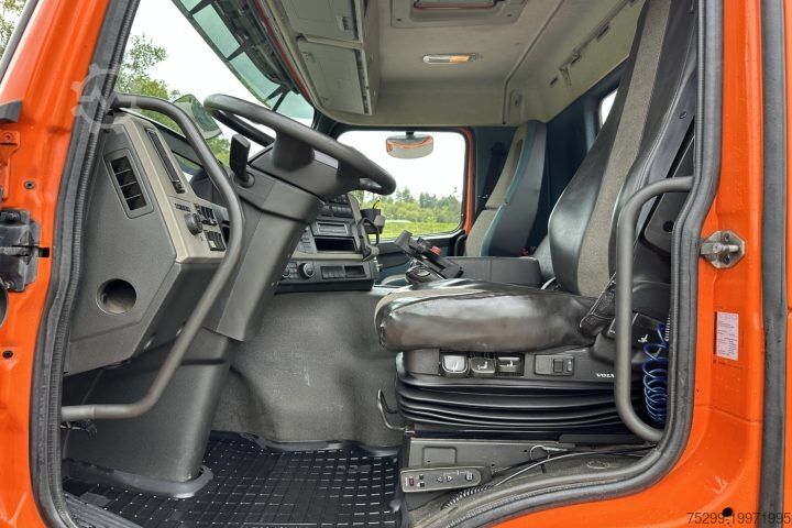 Autocamion basculant Volvo FM-420 Gigant / Swiss-Vehicle