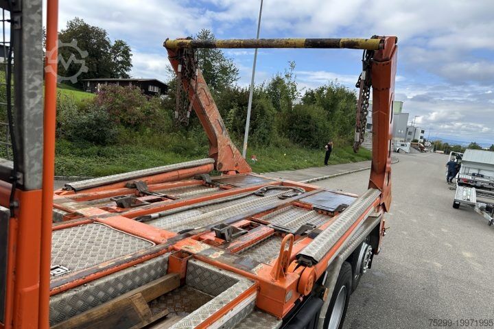 Autocamion basculant Volvo FM-420 Gigant / Swiss-Vehicle