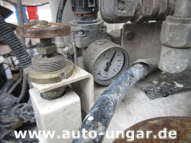 Stroj na silniční značení Euroliners Trassar 201A  Airless Roadmarking Markie