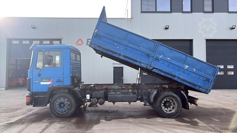 Volquete de 3 lados MAN 17.232 (6 CYLINDER / MANUAL PUMP / PÖMPE MANUELLE)