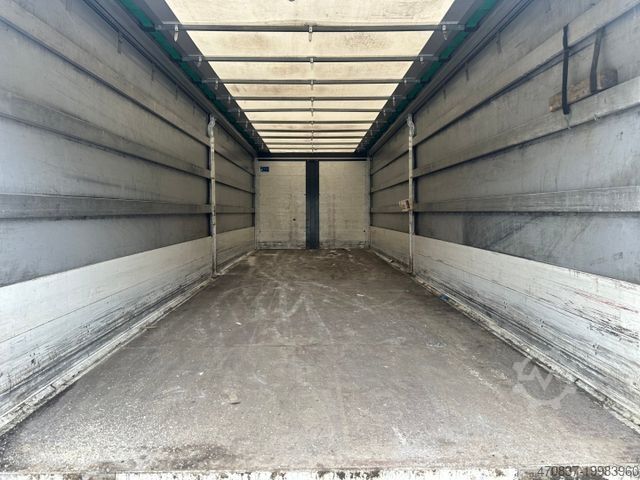 Plattewagen met zeil VOLVO FL 280 / LBW / 8,27 m / Schiebedach