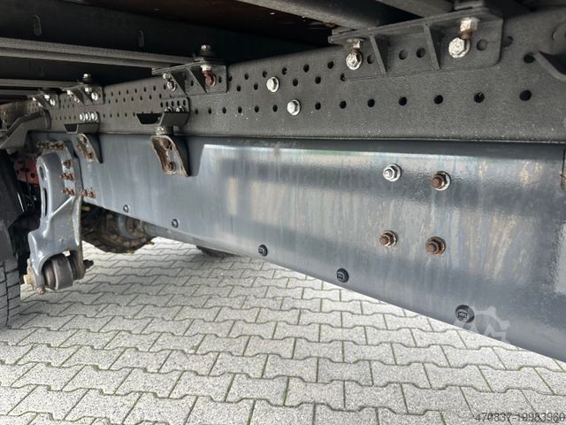 Plattewagen met zeil VOLVO FL 280 / LBW / 8,27 m / Schiebedach