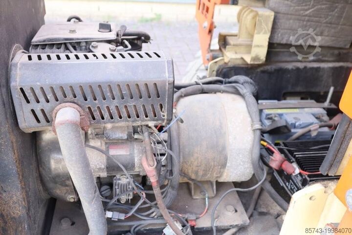 Schaarlift JLG M4069 Hybrid, 14.2m Working Height, 360kg Capacity