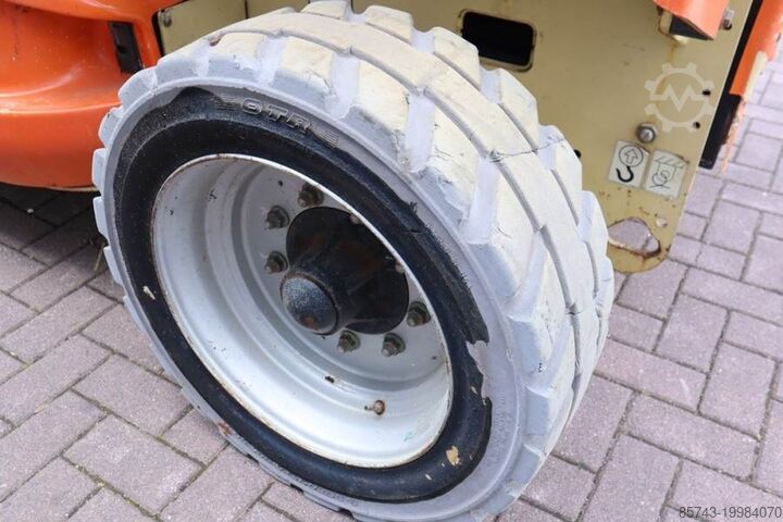 Schaarlift JLG M4069 Hybrid, 14.2m Working Height, 360kg Capacity