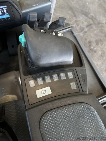 Eléctrico - 3 ruedas Jungheinrich EFG218K