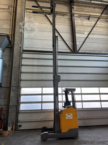 Carrelli retrattili Jungheinrich ETV 214