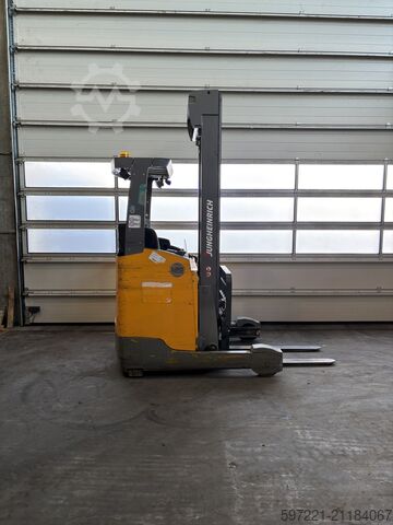 Reachtruckar Jungheinrich ETV 214