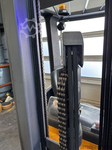 Reachtruckar Jungheinrich ETV 214