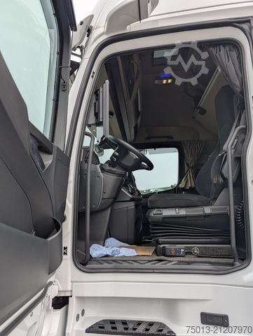 Standaard trekker MERCEDES-BENZ ACTROS 5 1848 GigaSpace SoloStar, MIETEN?