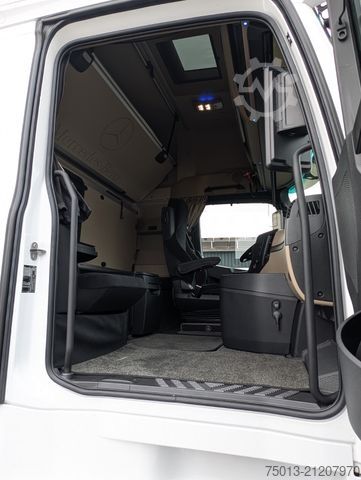 Standaard trekker MERCEDES-BENZ ACTROS 5 1848 GigaSpace SoloStar, MIETEN?