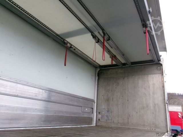 LKW mit Getränkeaufbau MERCEDES-BENZ 2646 Actros*7,7 m Schwenkwand*Lift/Lenk*LBW*Navi