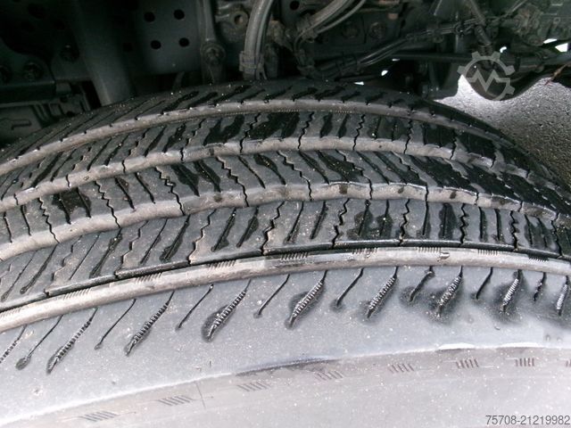 LKW mit Getränkeaufbau MERCEDES-BENZ 2646 Actros*7,7 m Schwenkwand*Lift/Lenk*LBW*Navi