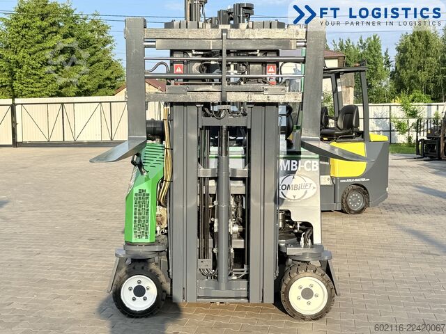 četvorosmerni viljuškar Combilift CB3000 DIESEL TRIPLEX 4900 POSITIONER
