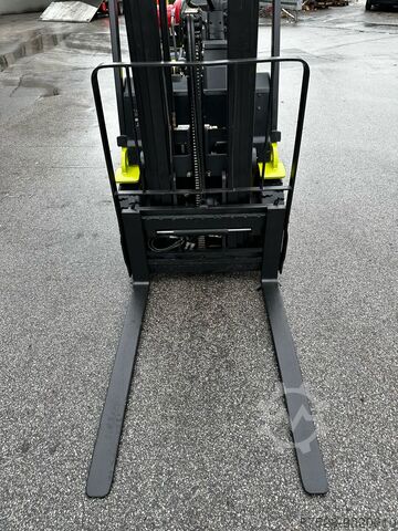 Gas vorkheftrucks Gas vorkheftrucks Vorkheftrucks Clark C20 SL