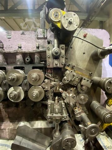 Draadricht- en snijmachine WAFIOS UFA 10