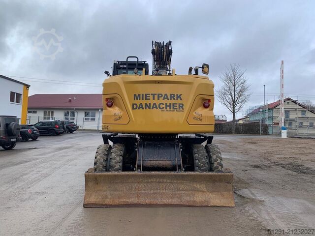 Mobile excavator Caterpillar M317-07B
