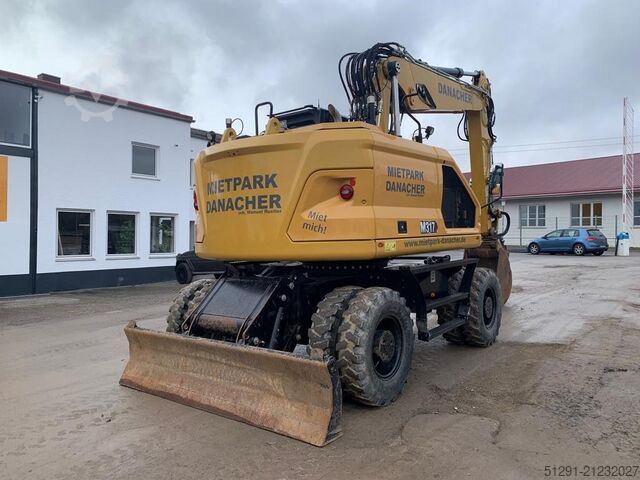 Mobile excavator Caterpillar M317-07B