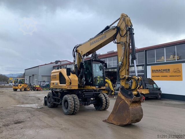 Mobile excavator Caterpillar M317-07B