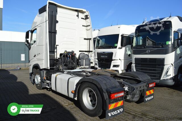 Standard SZM VOLVO FH 500 Globetrotter XL