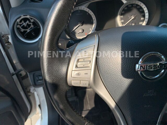 Furgone pick-up NISSAN Navara NP300 4x4 190PS Ausbau Regal  3,5t AHK