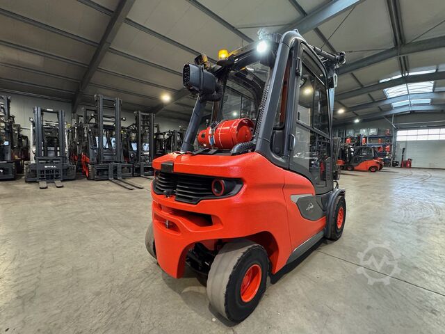 Forklift Linde H 35T-01 [ID: 241]