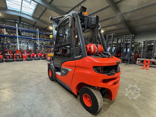 Forklift Linde H 35T-01 [ID: 241]
