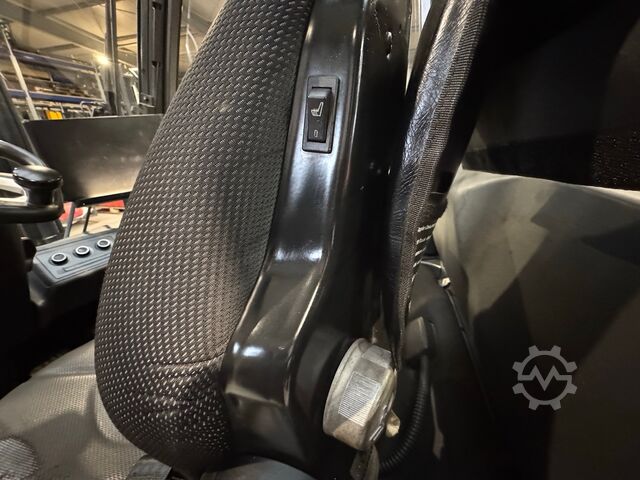 Forklift Linde H 35T-01 [ID: 241]