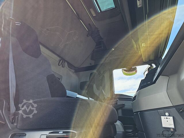 Standard-SZM M.A.N. 18.470 TGX GX RETARDER 2X TANK