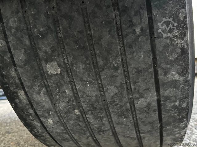 Koffer Schmitz Cargobull GESLOTEN AANHANGER