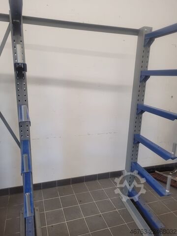 Ensidet kragarmreol, 60 cm, spånplade SSI-Schäfer Kragarm